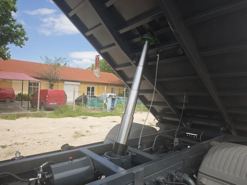 Mercedes-Benz Atego 1518 Е5 Тристранен КЛИМА, снимка 9 - Камиони - 50325034