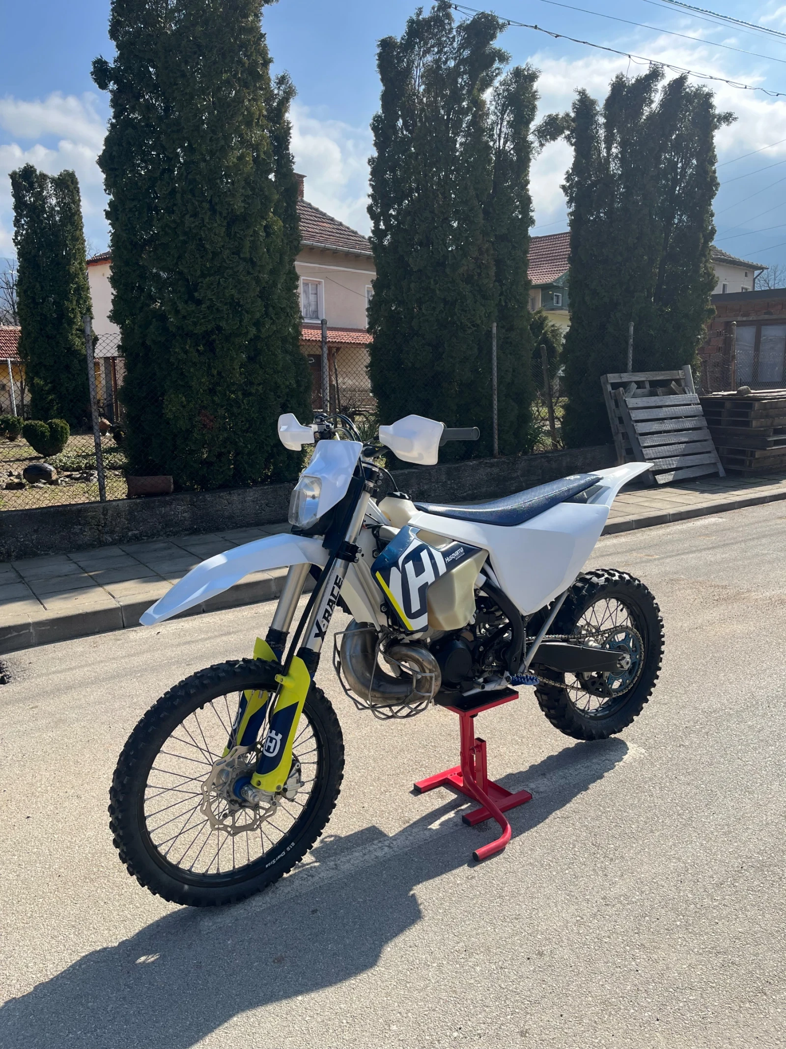 Husqvarna TE, снимка 2 - Мотоциклети и мототехника - 54923572