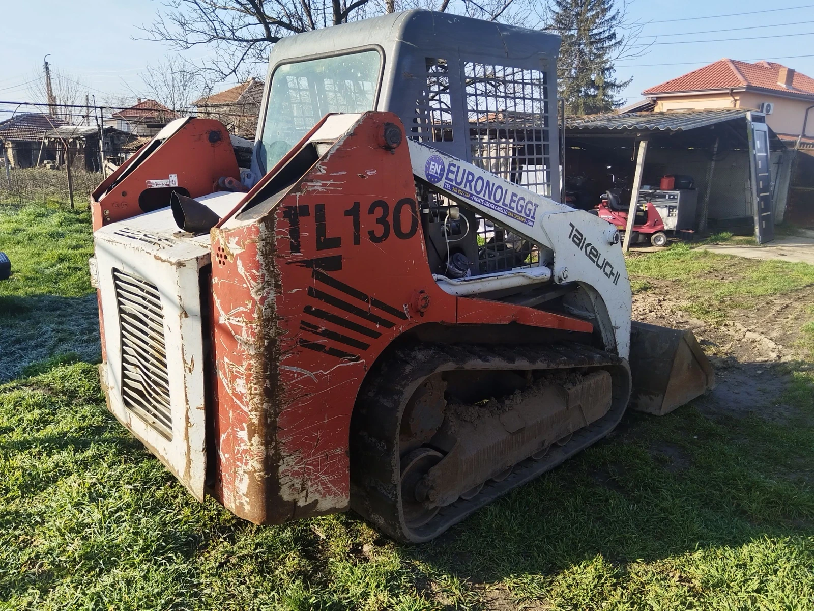 Мини челни товарачи Takeuchi Tl130 , снимка 6 - Индустриална техника - 54073711