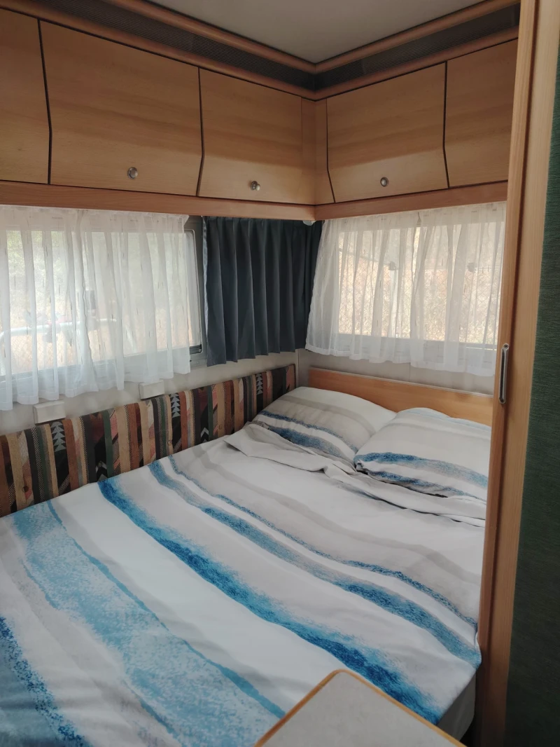 Кемпер Fiat Dicato Maxi 2.5TDI Knaus Traveller 685, снимка 13 - Каравани и кемпери - 53566990