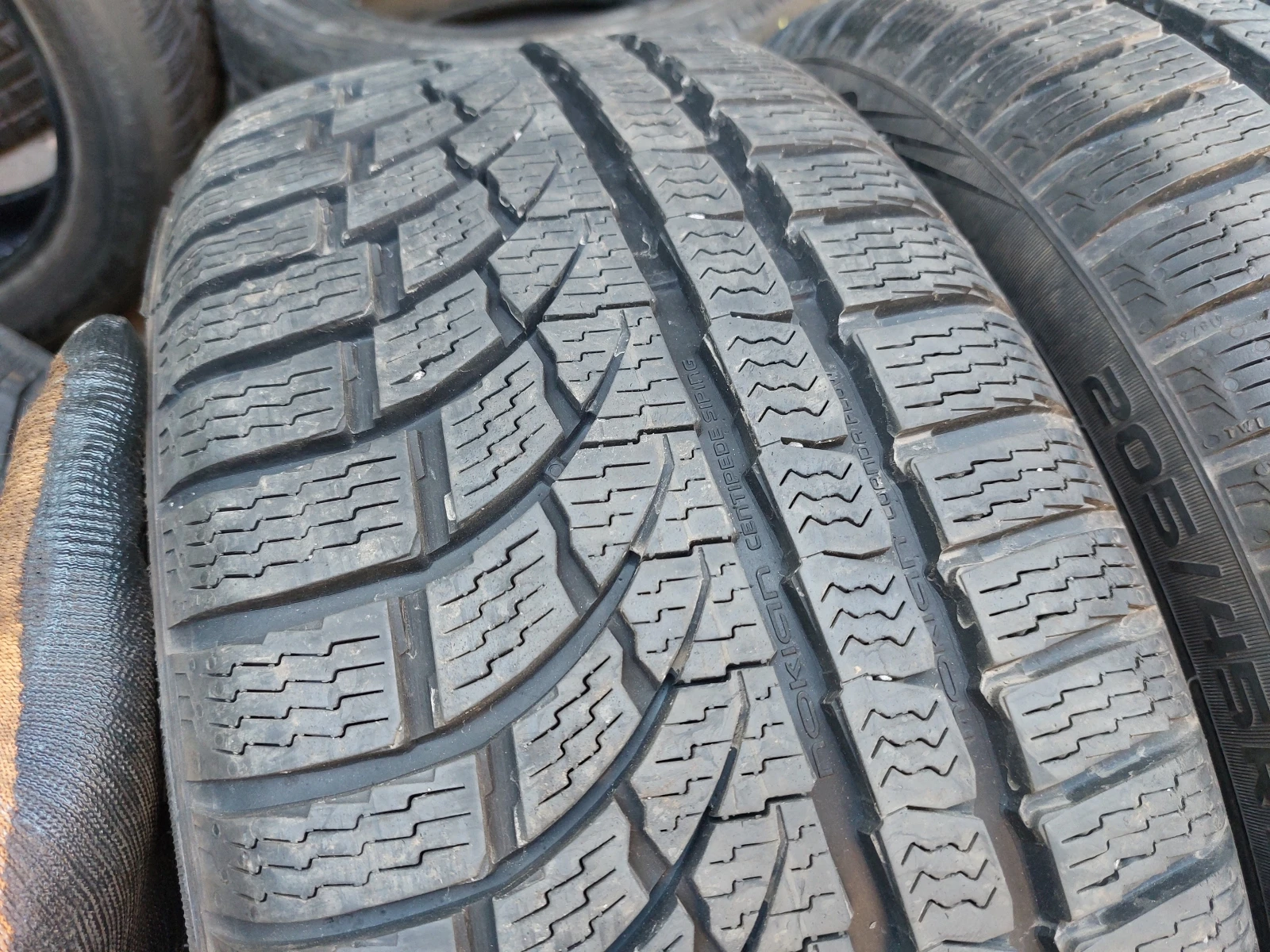 ���� 205/45R17 | Mobile.bg � ����������� 2