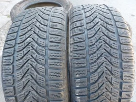 Гуми Зимни 215/45R17, снимка 1 - Гуми и джанти - 38496615