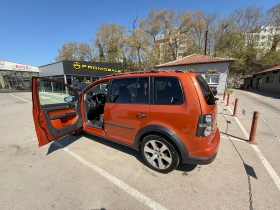 Обява за продажба на VW Touran Cross ~12 500 лв. - изображение 3
