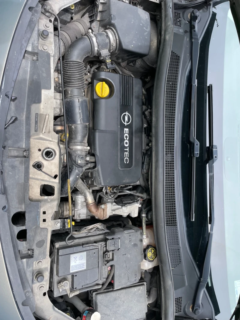 Opel Meriva 1.7CDTI/110hp/Регистрирана/Всичко платено, снимка 10 - Автомобили и джипове - 52317465