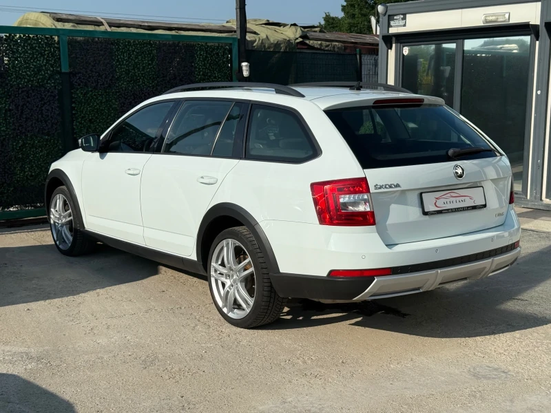 Skoda Octavia SCOUT/4X4/LED/NAVI/AVTOMAT/СОБСТВЕН ЛИЗИНГ, снимка 6 - Автомобили и джипове - 50599530