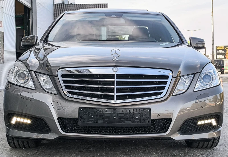 Mercedes-Benz E 220 CDI AVANTGARDE , снимка 2 - Автомобили и джипове - 51682556