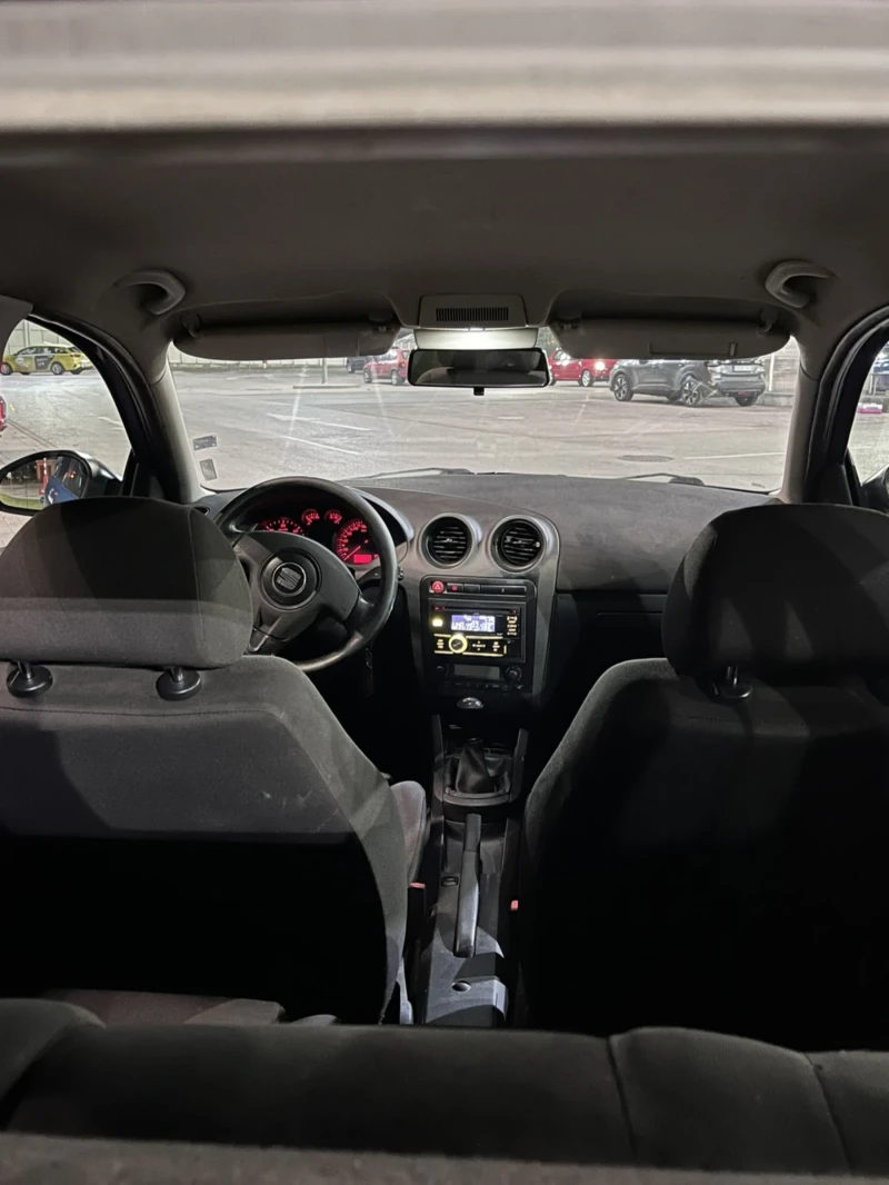 Seat Ibiza, снимка 9 - Автомобили и джипове - 52356644