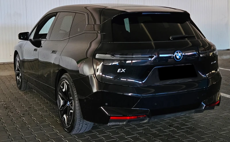BMW iX xDrive40, снимка 6 - Автомобили и джипове - 52537497