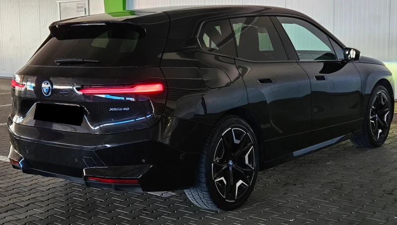 BMW iX xDrive40, снимка 4 - Автомобили и джипове - 52537497