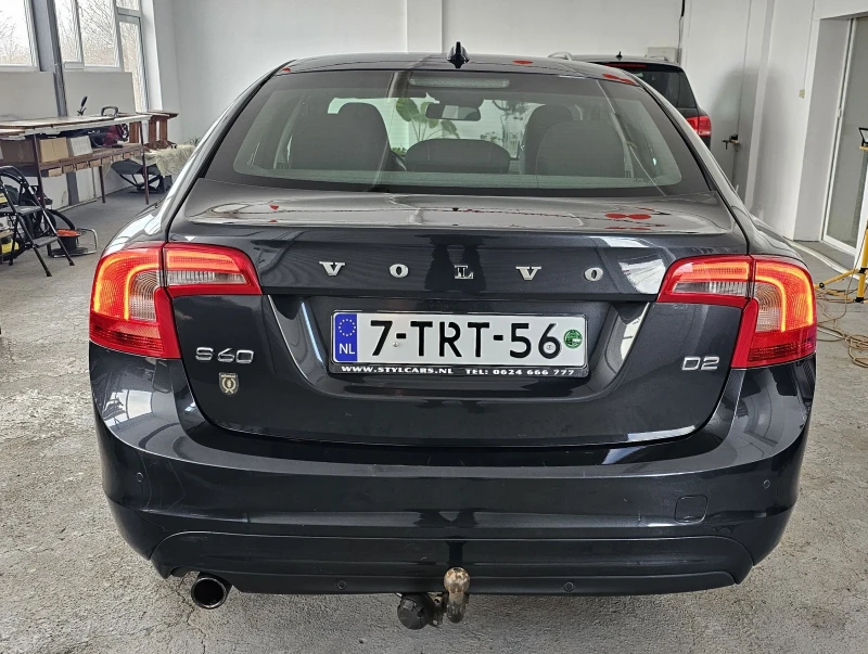 Volvo S60 D2, снимка 5 - Автомобили и джипове - 53157330