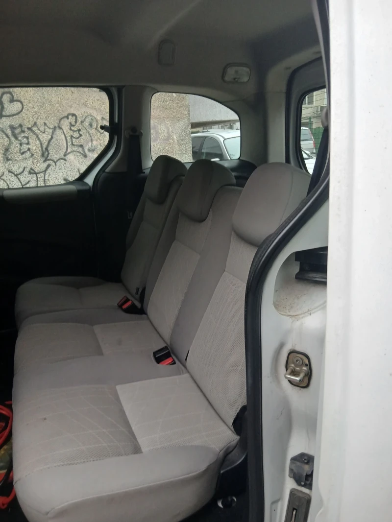 Peugeot Partner 1.6 HDI, снимка 10 - Автомобили и джипове - 53305222