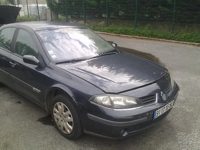 Renault Laguna II 2.0 DCi/2.0, 1.8i1.6V/1.9, снимка 10 - Автомобили и джипове - 10993931