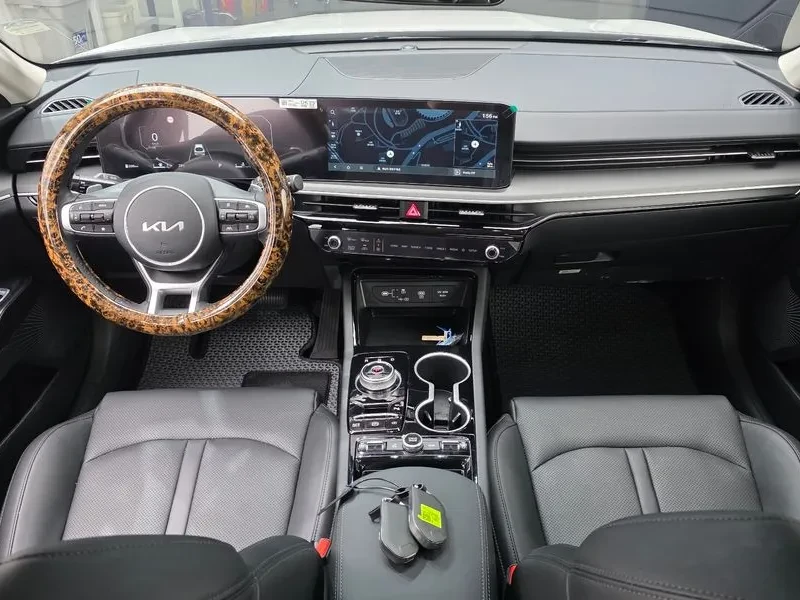 Kia K5 2.0 Lpi Prestige, снимка 7 - Автомобили и джипове - 55886442