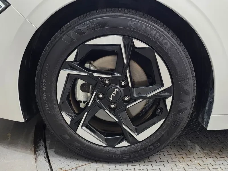 Kia K5 2.0 Lpi Prestige, снимка 5 - Автомобили и джипове - 55886442