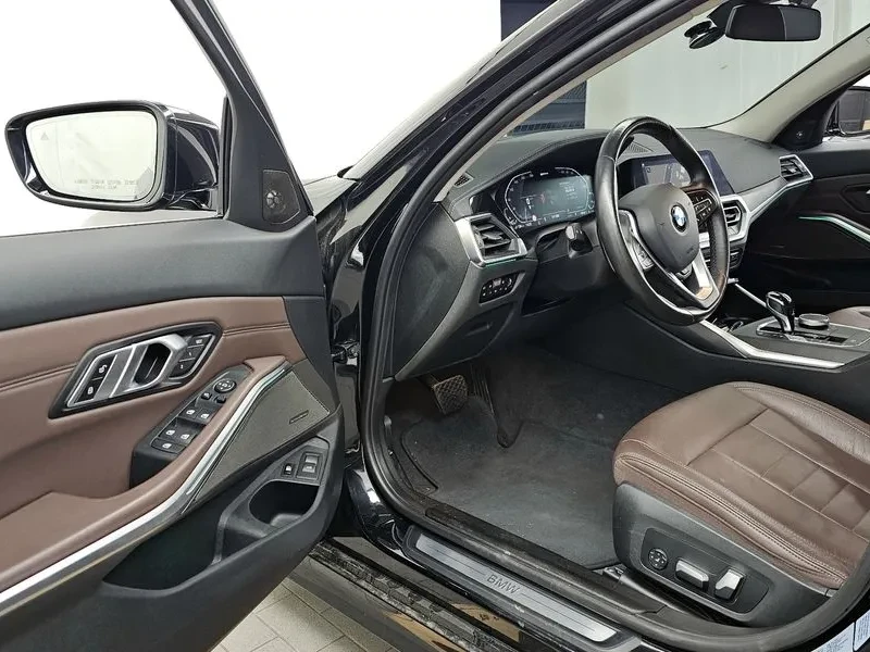 BMW 330 Hybrid - САМО 30% АВАНС, снимка 10 - Автомобили и джипове - 55991881