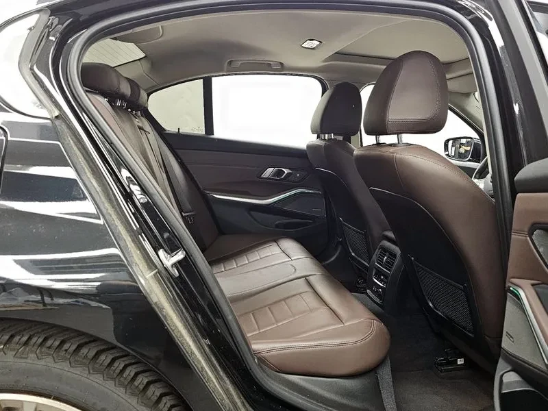 BMW 330 Hybrid - САМО 30% АВАНС, снимка 12 - Автомобили и джипове - 55991881