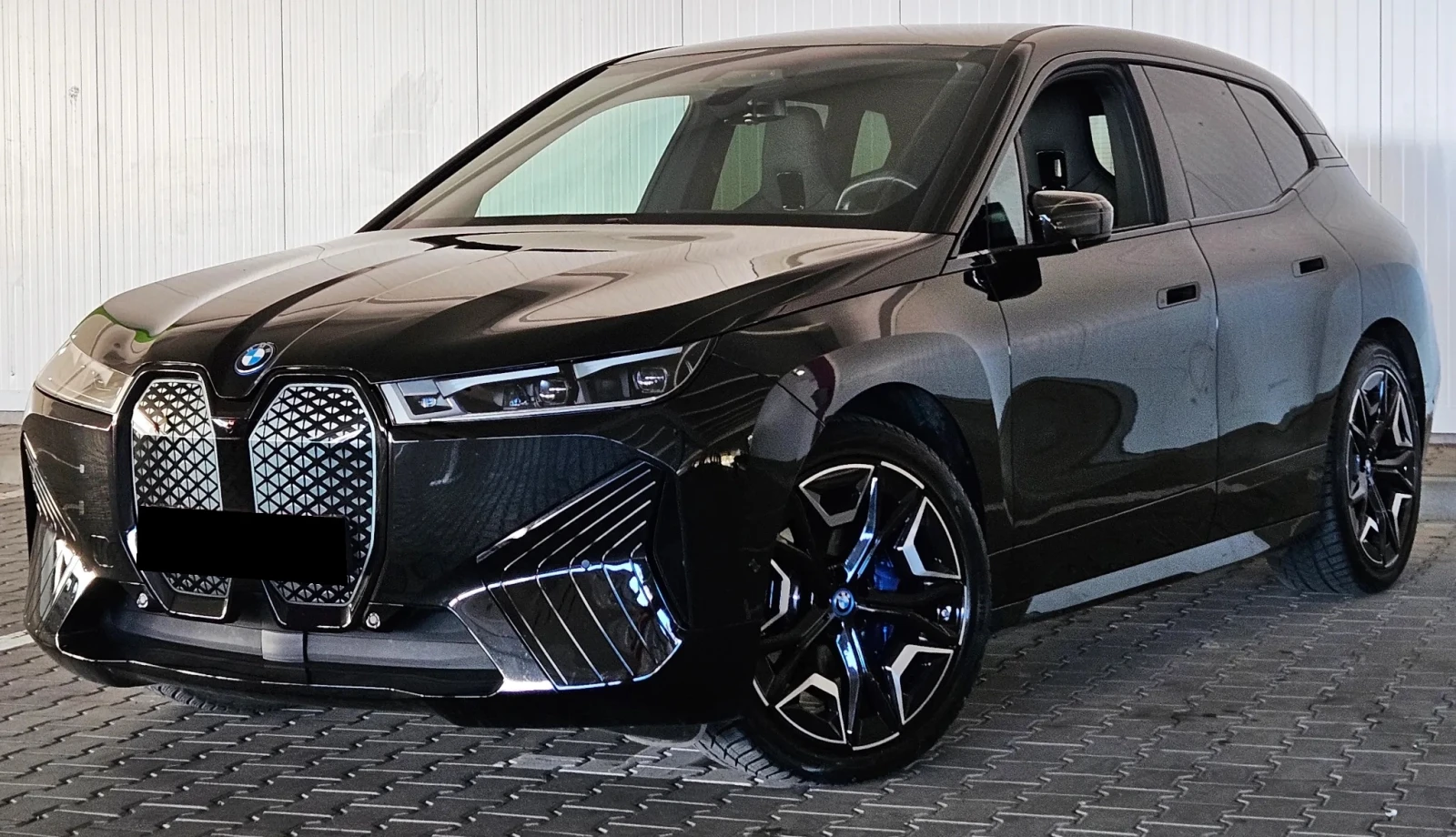 BMW iX xDrive40, снимка 1