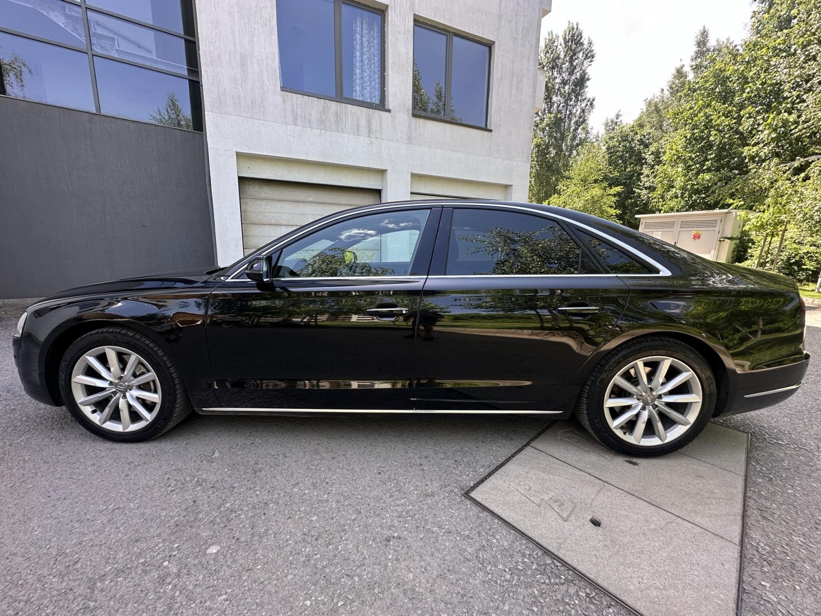 Audi A8 3.0d / MATRIX - изображение 4