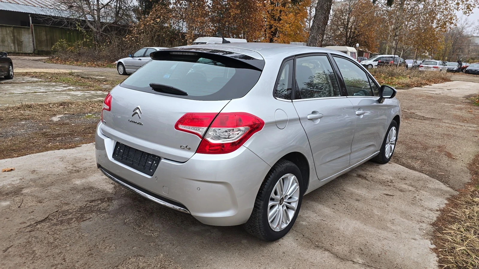 Citroen C4 1.6e-HDi Автоматик - изображение 6