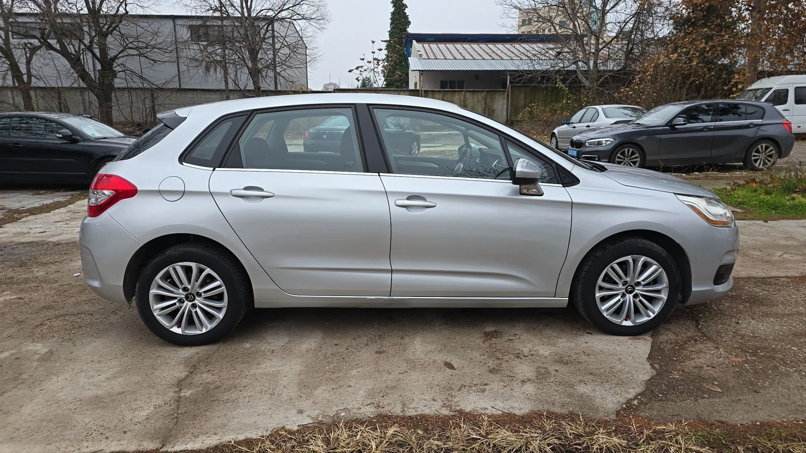 Citroen C4 1.6e-HDi Автоматик - изображение 7