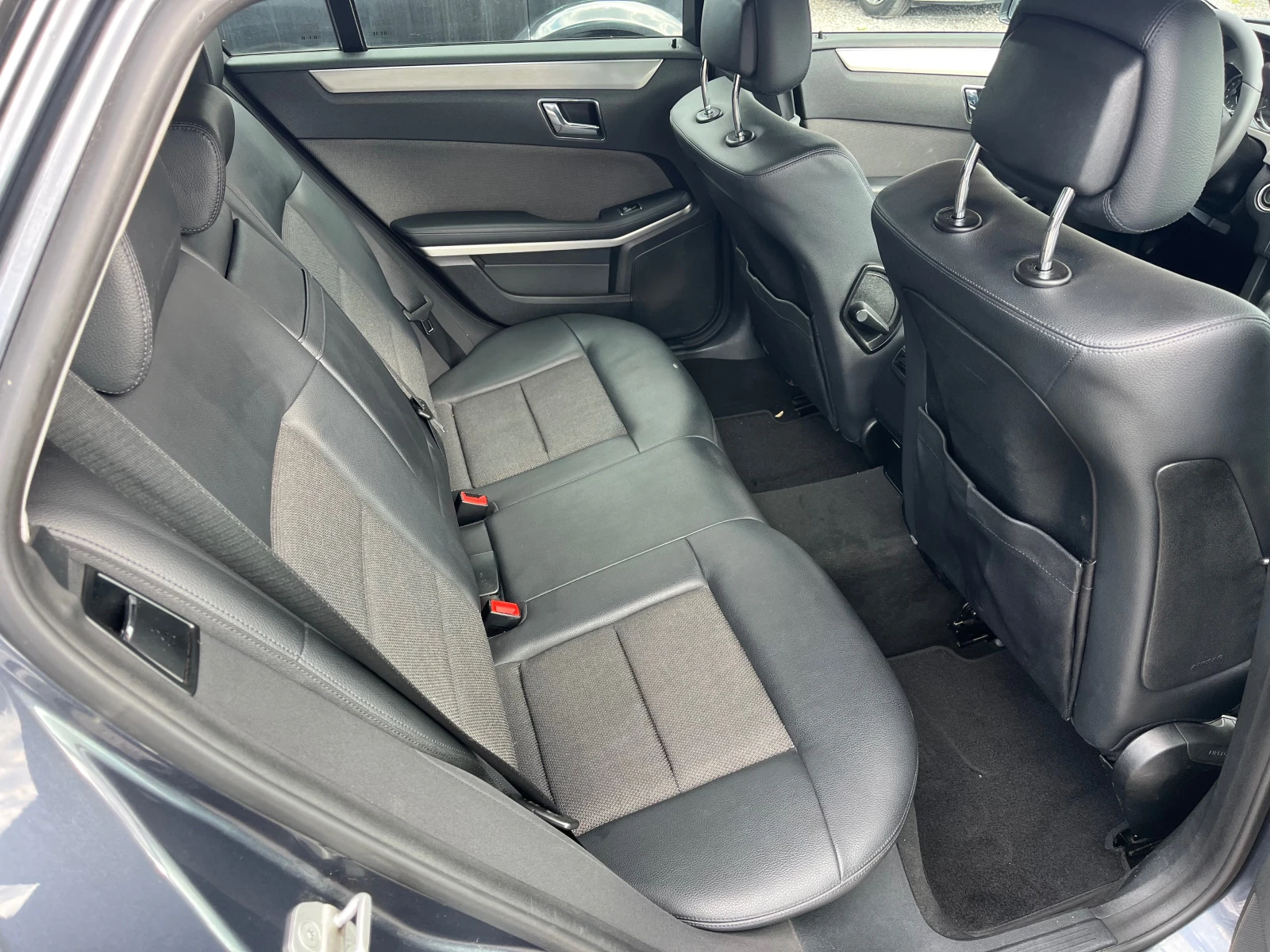 Mercedes-Benz E 250 2.2CDI - изображение 9