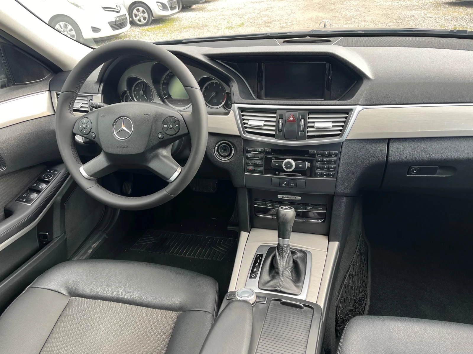 Mercedes-Benz E 250 2.2CDI - изображение 10