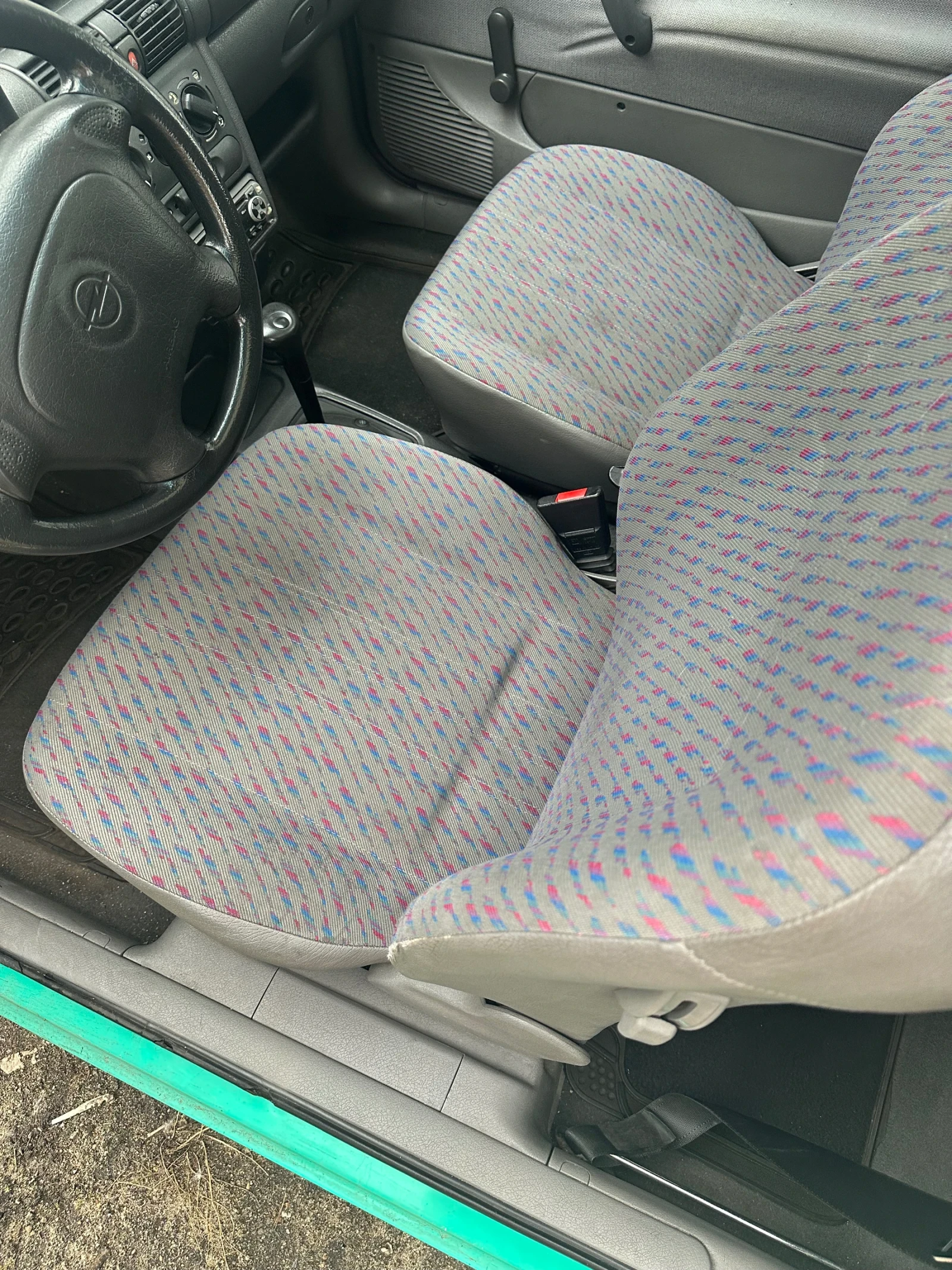 Opel Corsa 1400 - изображение 5