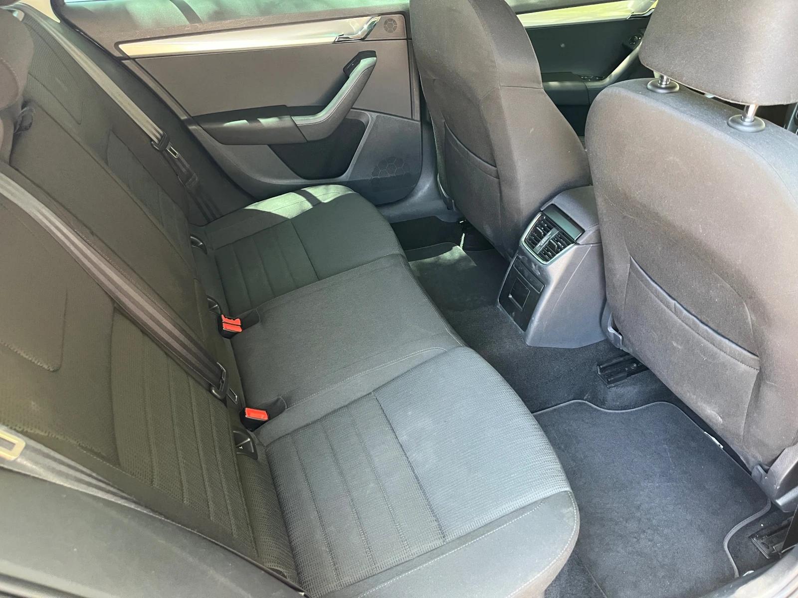 Skoda Octavia 1.8TSI DSG 180hp Elegance  - изображение 9
