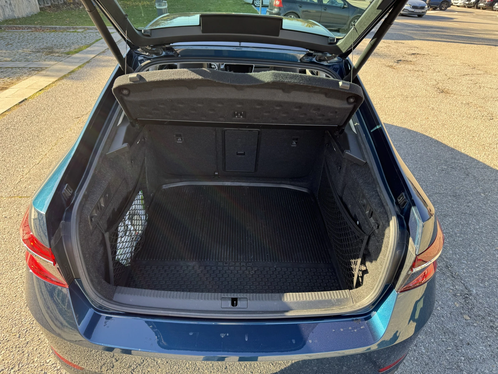 Skoda Superb L&K 2.0TDI 4x4 200 ��. | Mobile.bg � ����������� 15