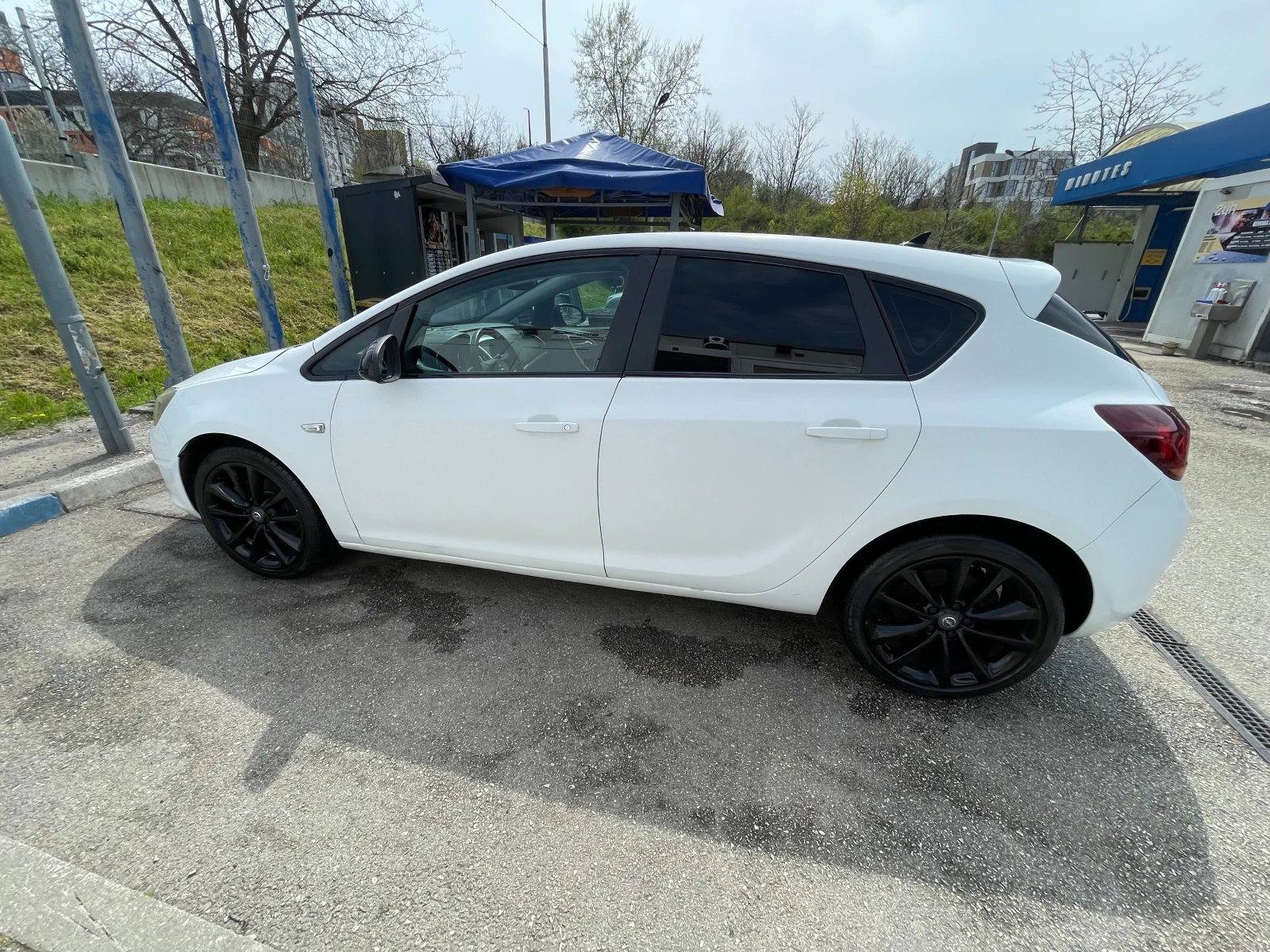 Opel Astra 1.6 180кс. става на ГАЗ!, снимка 6 - Автомобили и джипове - 54223953