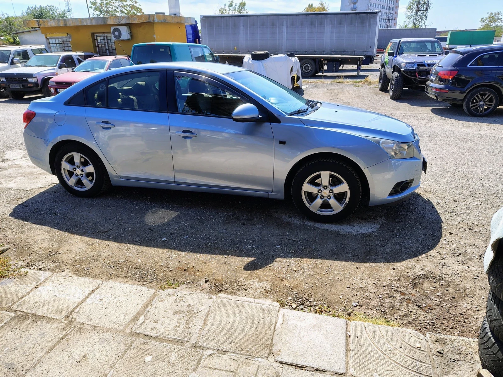Chevrolet Cruze 1.6 - изображение 4