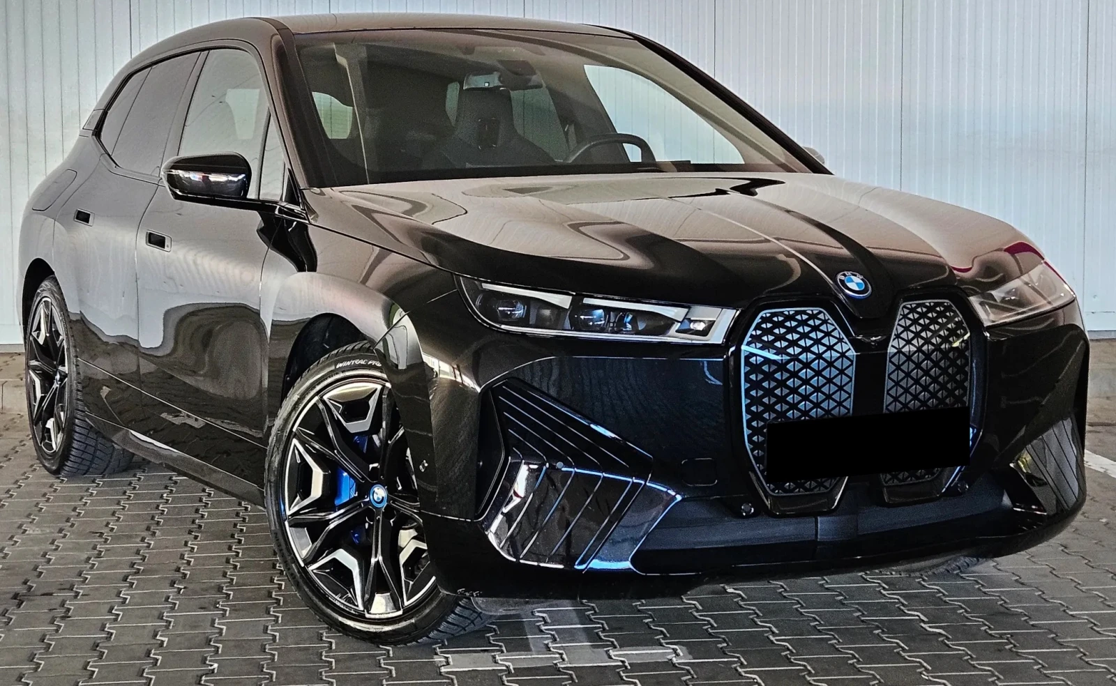 BMW iX xDrive40 - изображение 3