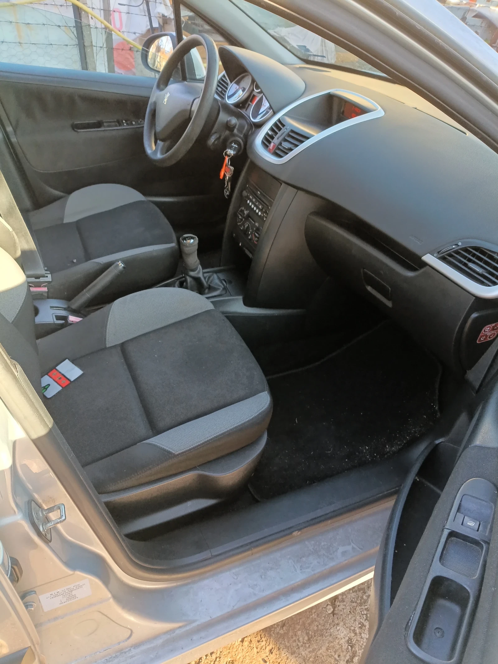 Peugeot 207 1400 | Mobile.bg � ����������� 11
