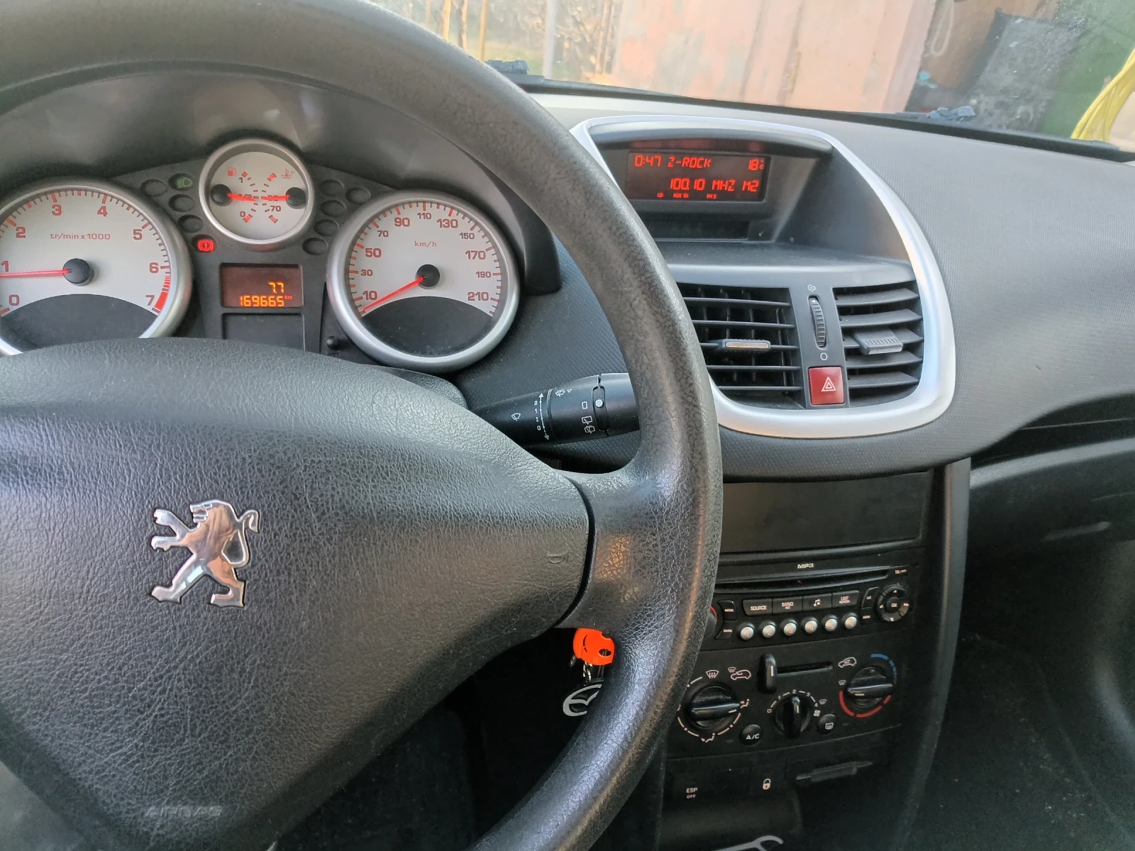 Peugeot 207 1400 | Mobile.bg � ����������� 7