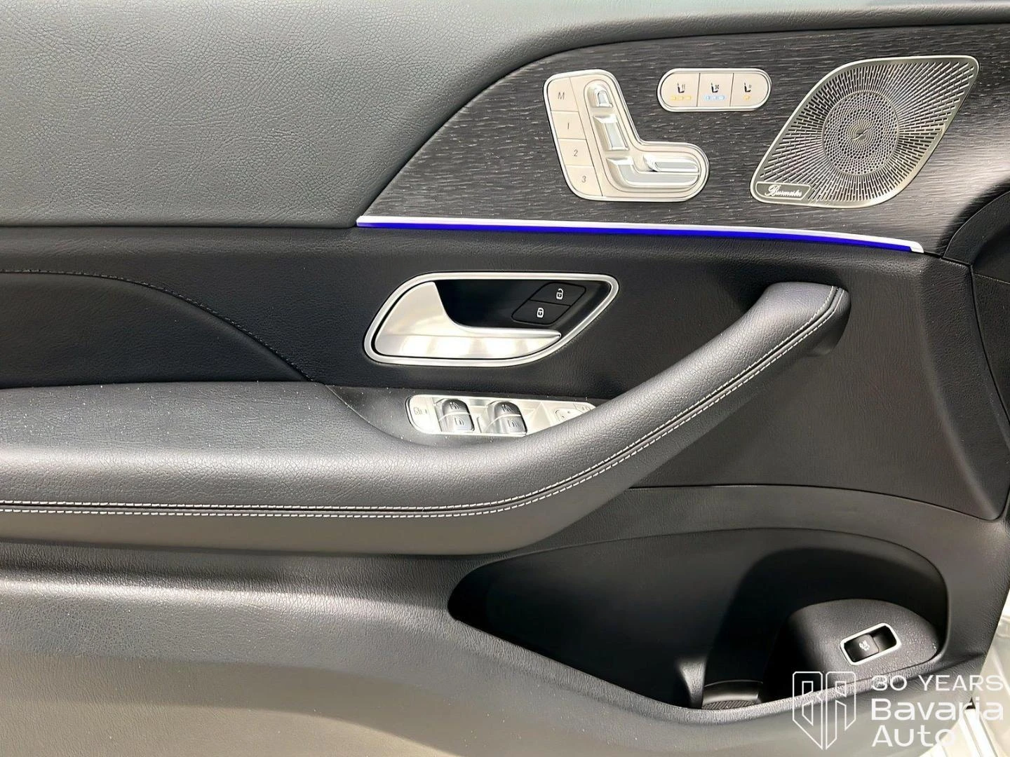 Mercedes-Benz GLS 450 d 4MATIC   AMG Line, снимка 11 - Автомобили и джипове - 53729953