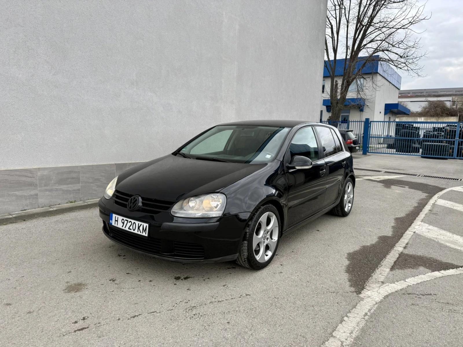 VW Golf, снимка 2 - Автомобили и джипове - 53931942
