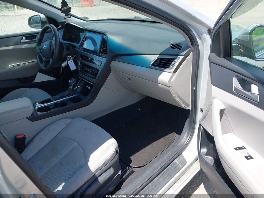 Hyundai Sonata 2.4l, снимка 5 - Автомобили и джипове - 54351704