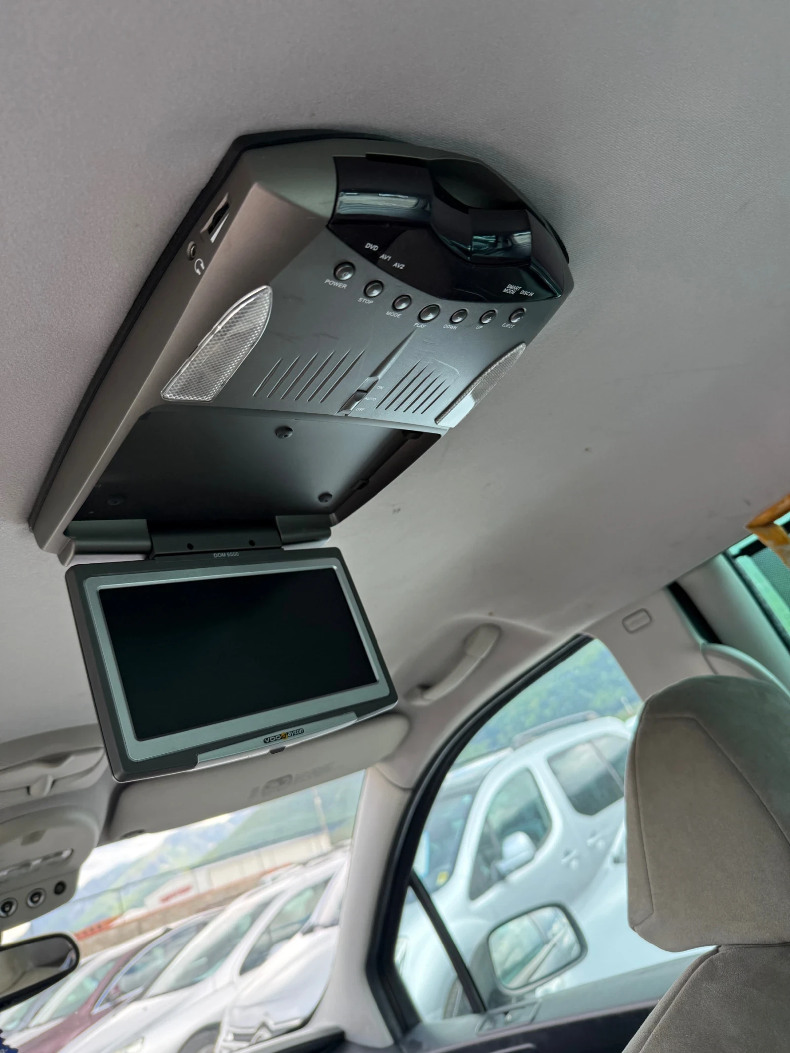 Peugeot 807 2.0 HDI FULL ЕКСТРИ, снимка 14 - Автомобили и джипове - 54388332