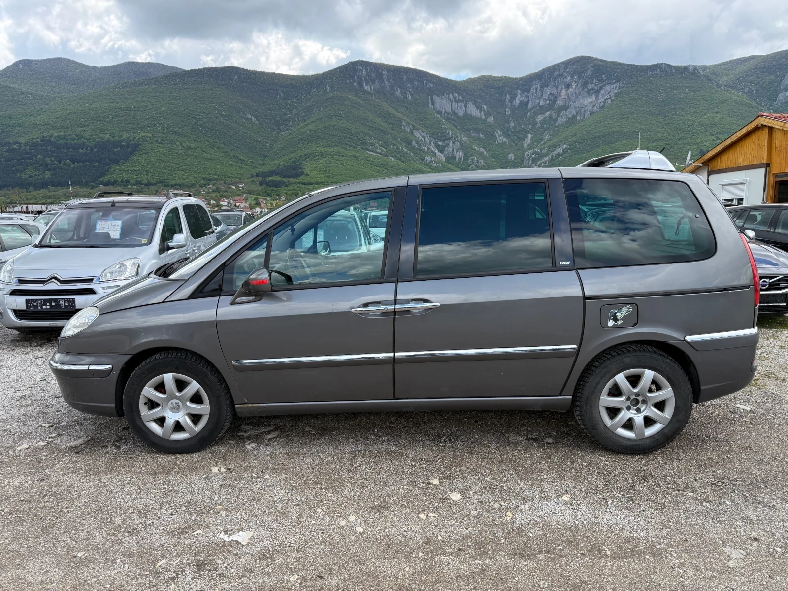 Peugeot 807 2.0 HDI FULL ЕКСТРИ, снимка 7 - Автомобили и джипове - 54388332
