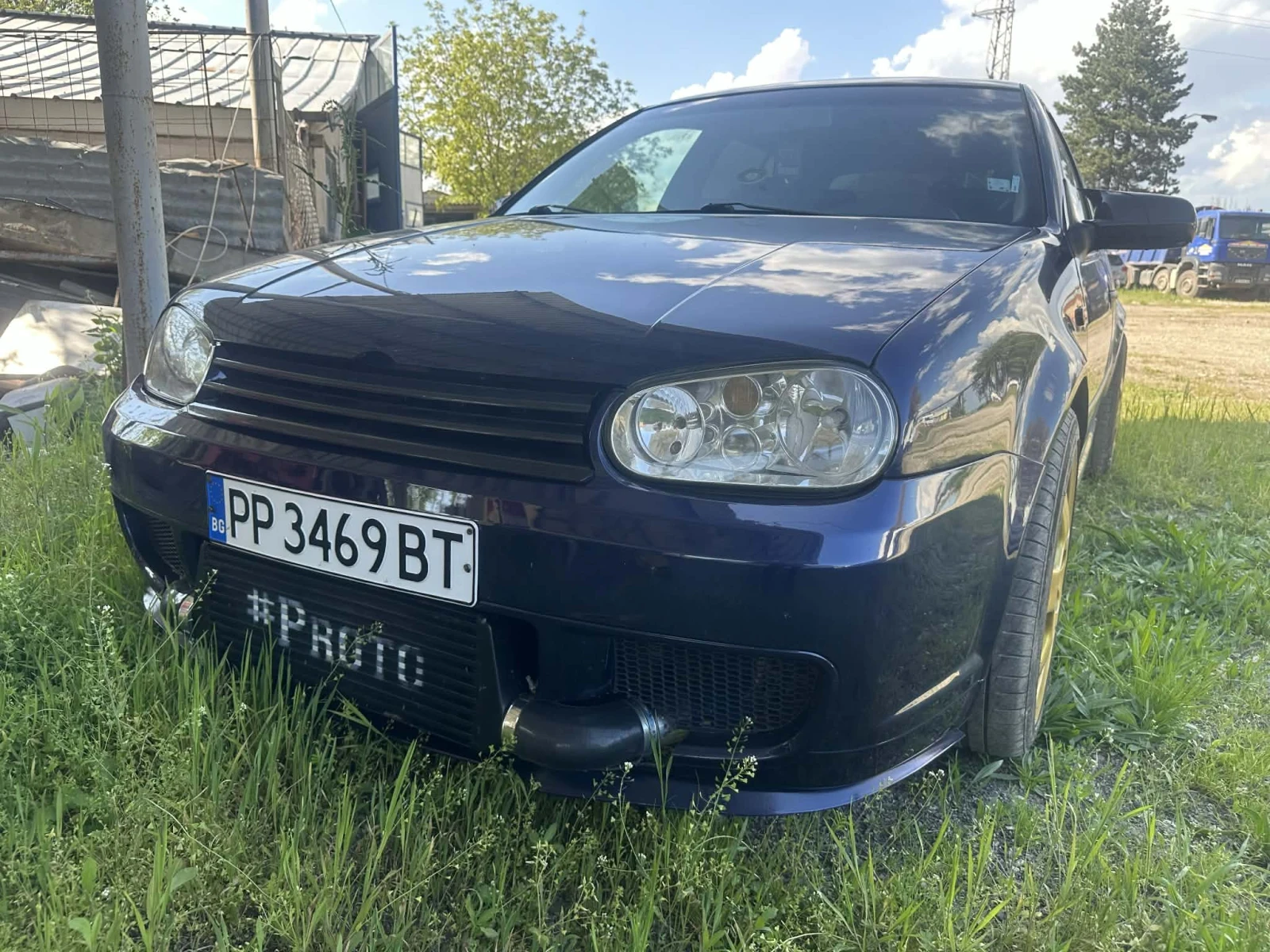 VW Golf