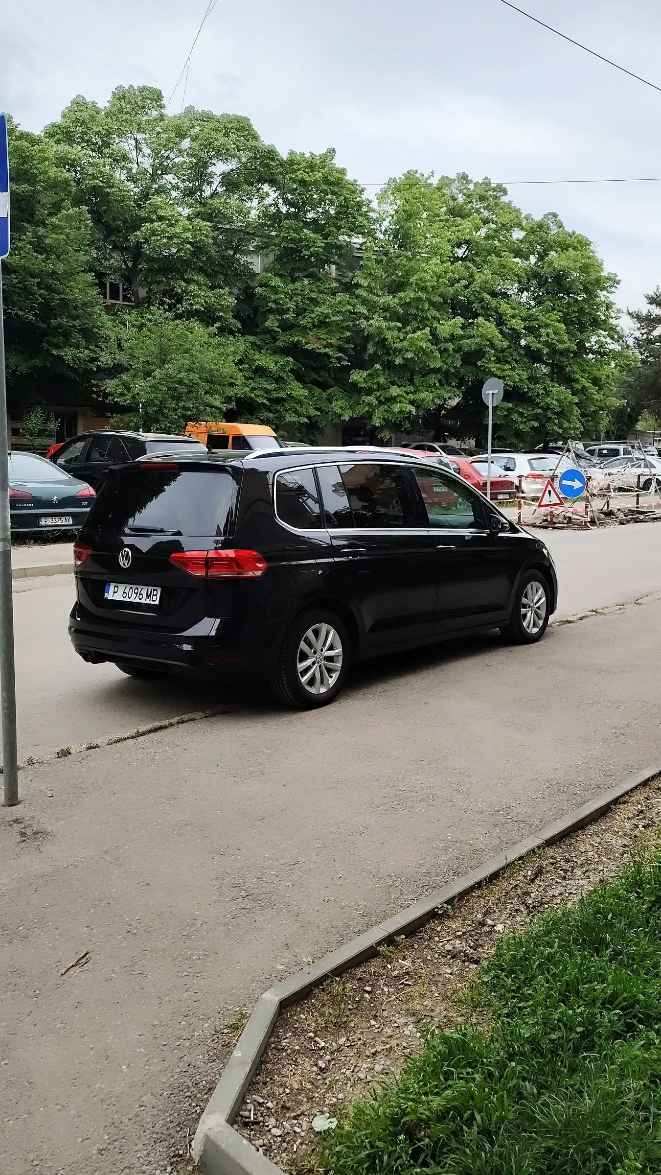 VW Touran 2, 0 TDI 150 , снимка 7 - Автомобили и джипове - 54722734
