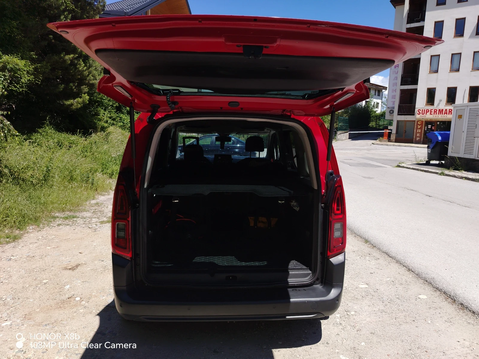 Citroen Berlingo 1.5HDI, снимка 6 - Автомобили и джипове - 54901672