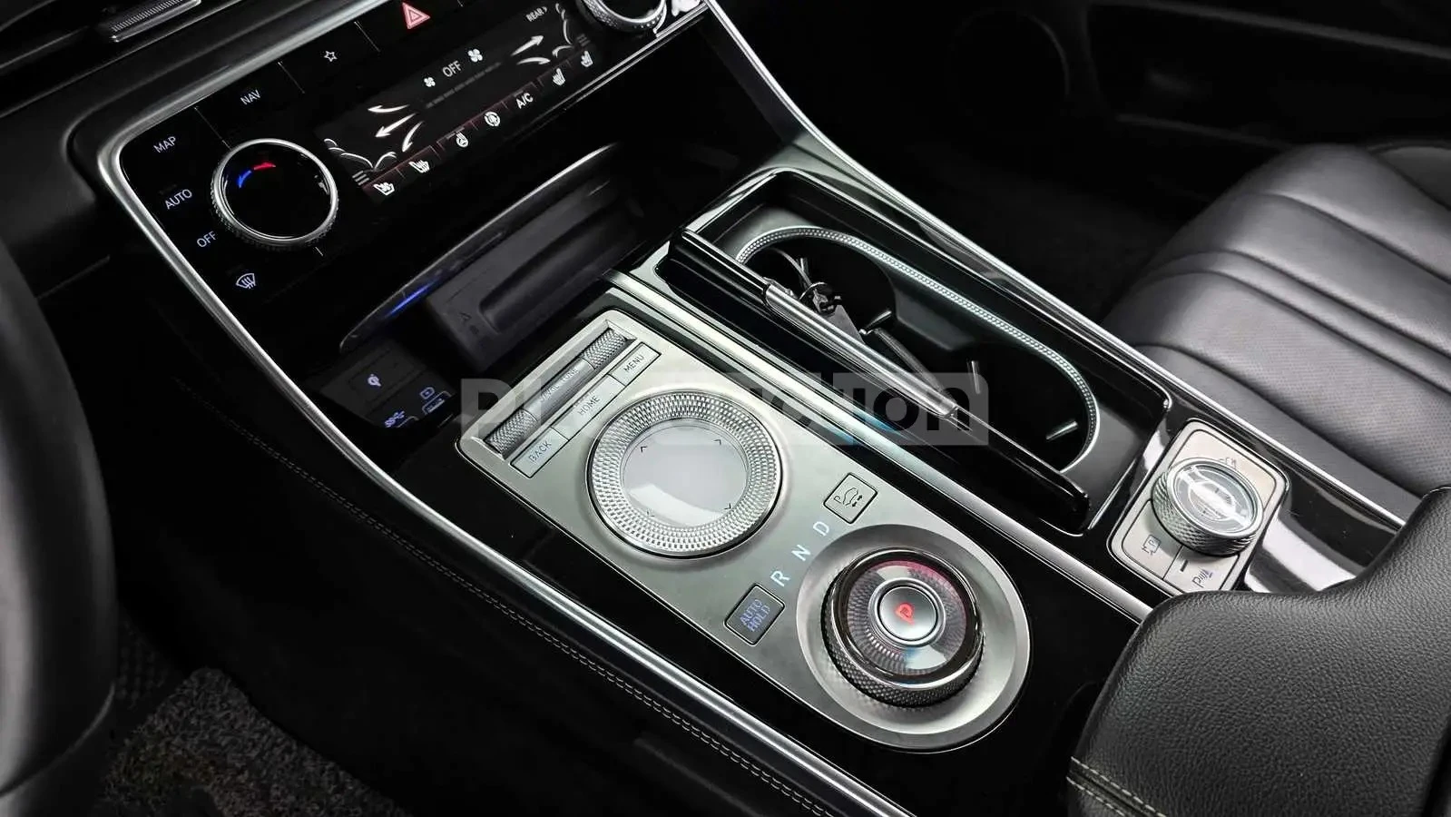Genesis GV80 ОБДУХВАНЕ/ШИБИДАХ/360/ЦЕНА ДО БЪЛГАРИЯ, снимка 14 - Автомобили и джипове - 54996908