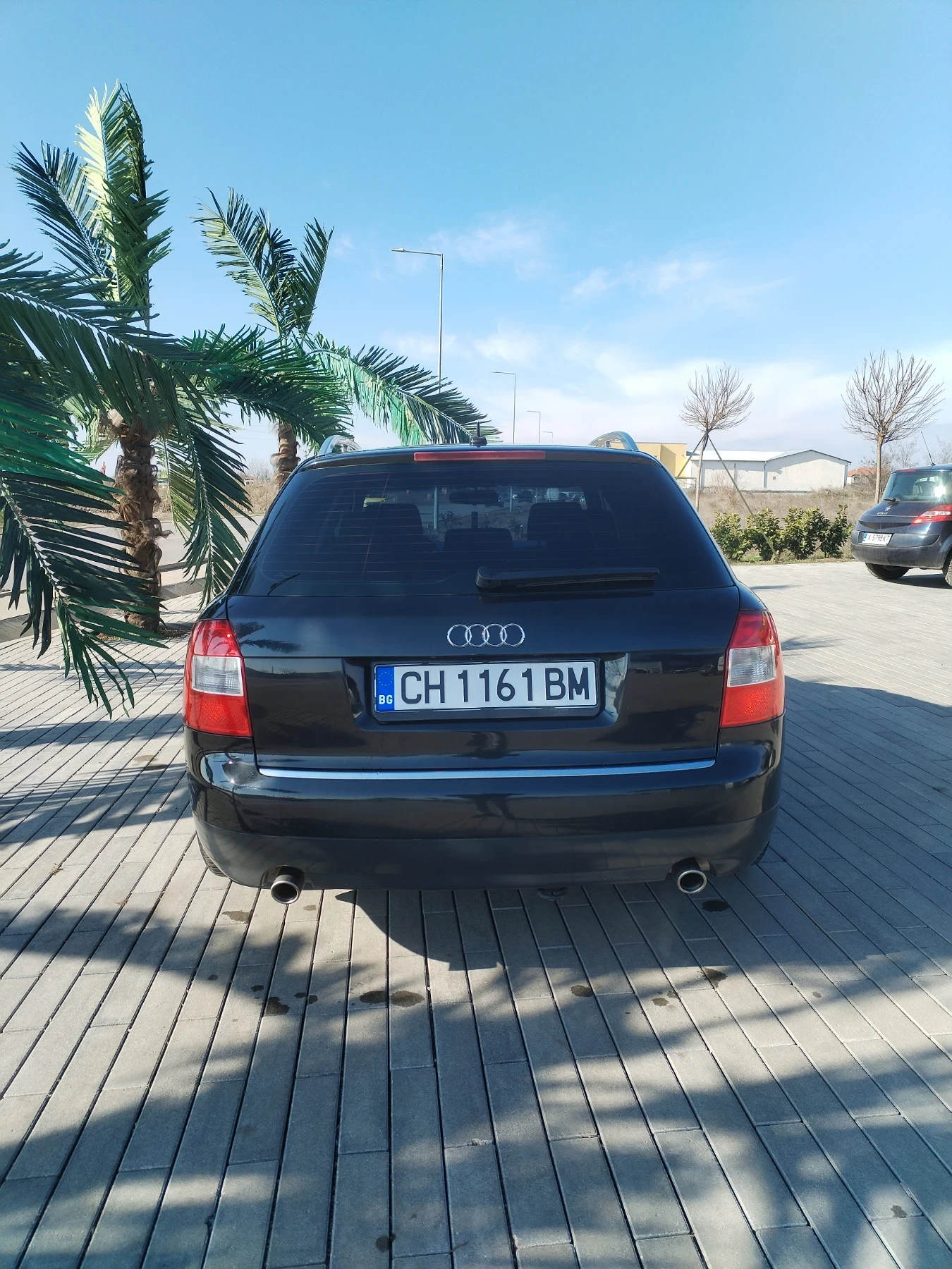 Audi A4 1.8 газ/бензин, снимка 4 - Автомобили и джипове - 55478986