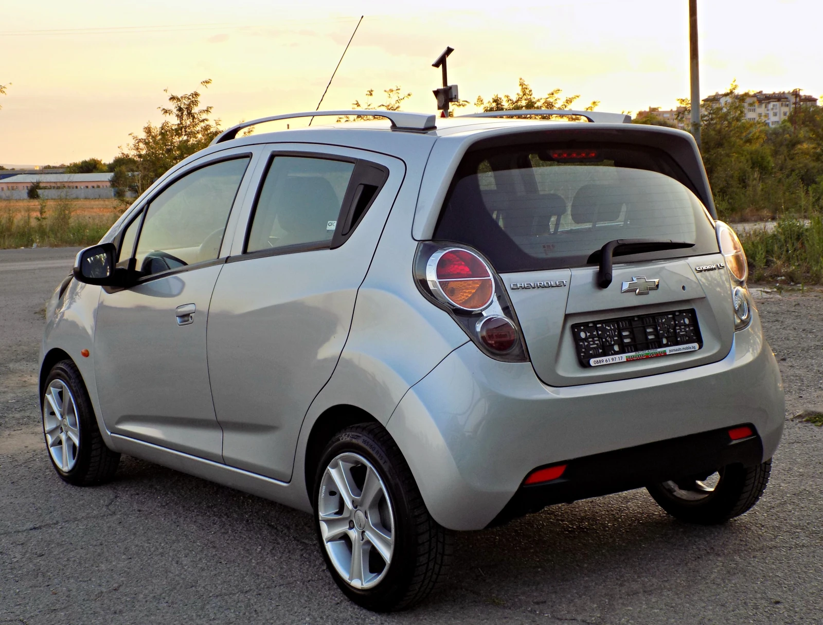 Chevrolet Spark 1.0i/ФАБР.ГАЗ/4 цил./РЕАЛНИ КМ/ПЪЛНА СЕРВ. ИСТОРИЯ, снимка 5 - Автомобили и джипове - 55533315