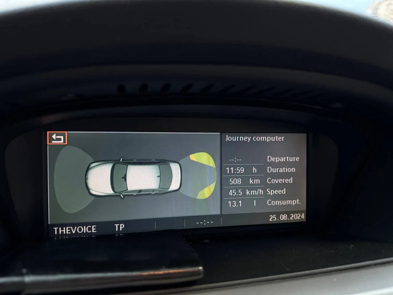 BMW 330 XI, снимка 10 - Автомобили и джипове - 55652586
