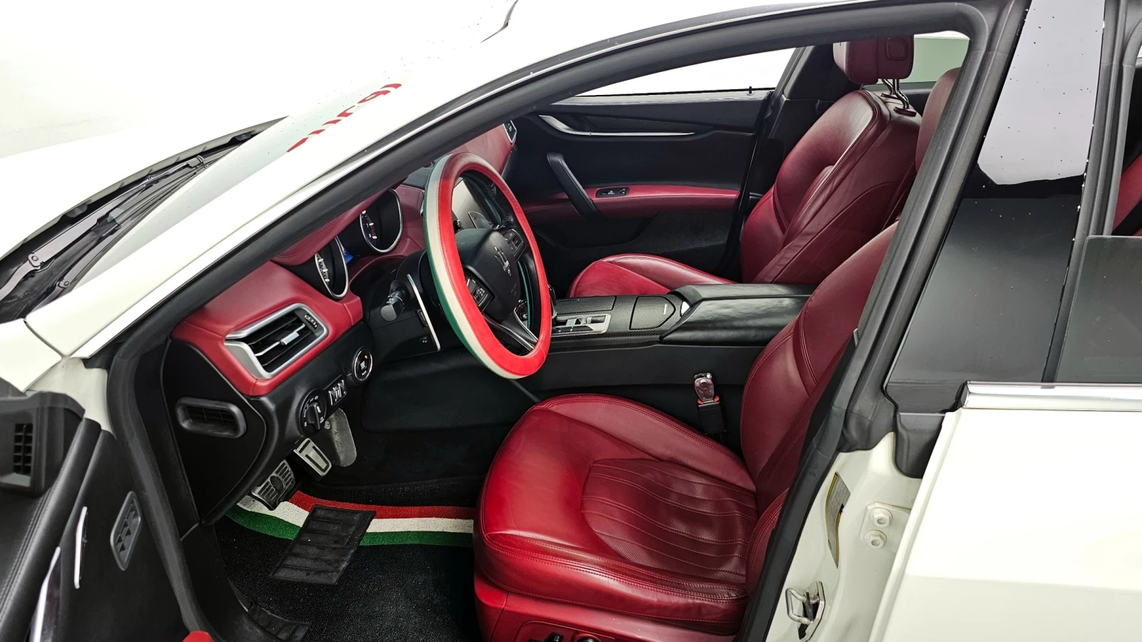 Maserati Ghibli 3.0S Q4 * ����� * ������ * ������ ����� | Mobile.bg � ����������� 9