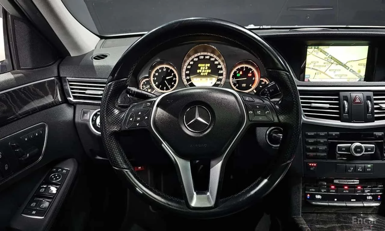 Mercedes-Benz E 220 CDI Avantgarde * БЕЗ ПЪРВОНАЧАЛНА ВНОСКА, снимка 13 - Автомобили и джипове - 56194145