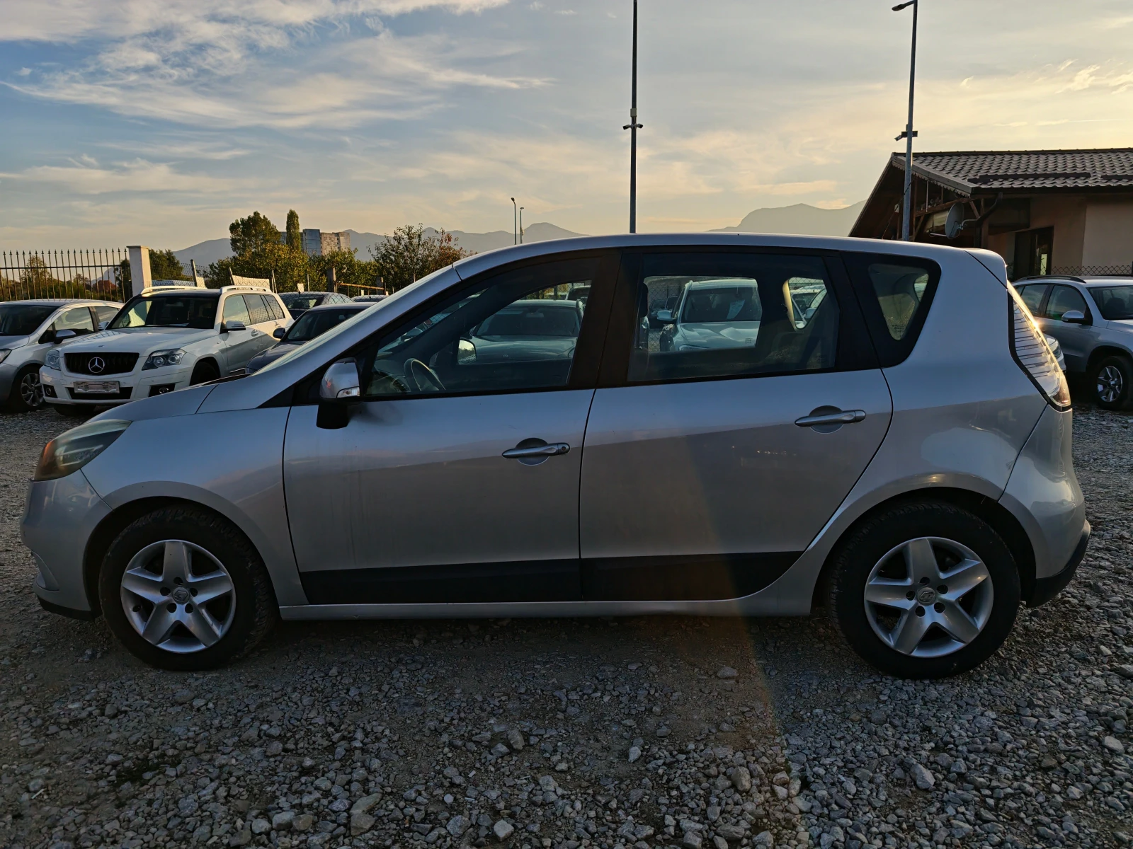 Renault Scenic 1.5 ����� ������ | Mobile.bg � ����������� 8