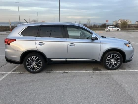 Mitsubishi Outlander GT 3.0V6 224kc.S-AWC 4x4 FULL -7МЕСТА, снимка 6